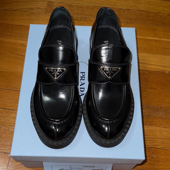 Prada Shoes - Prada Black Leather Loafers Logo Classic Chunky Sole Size 38 / US 8